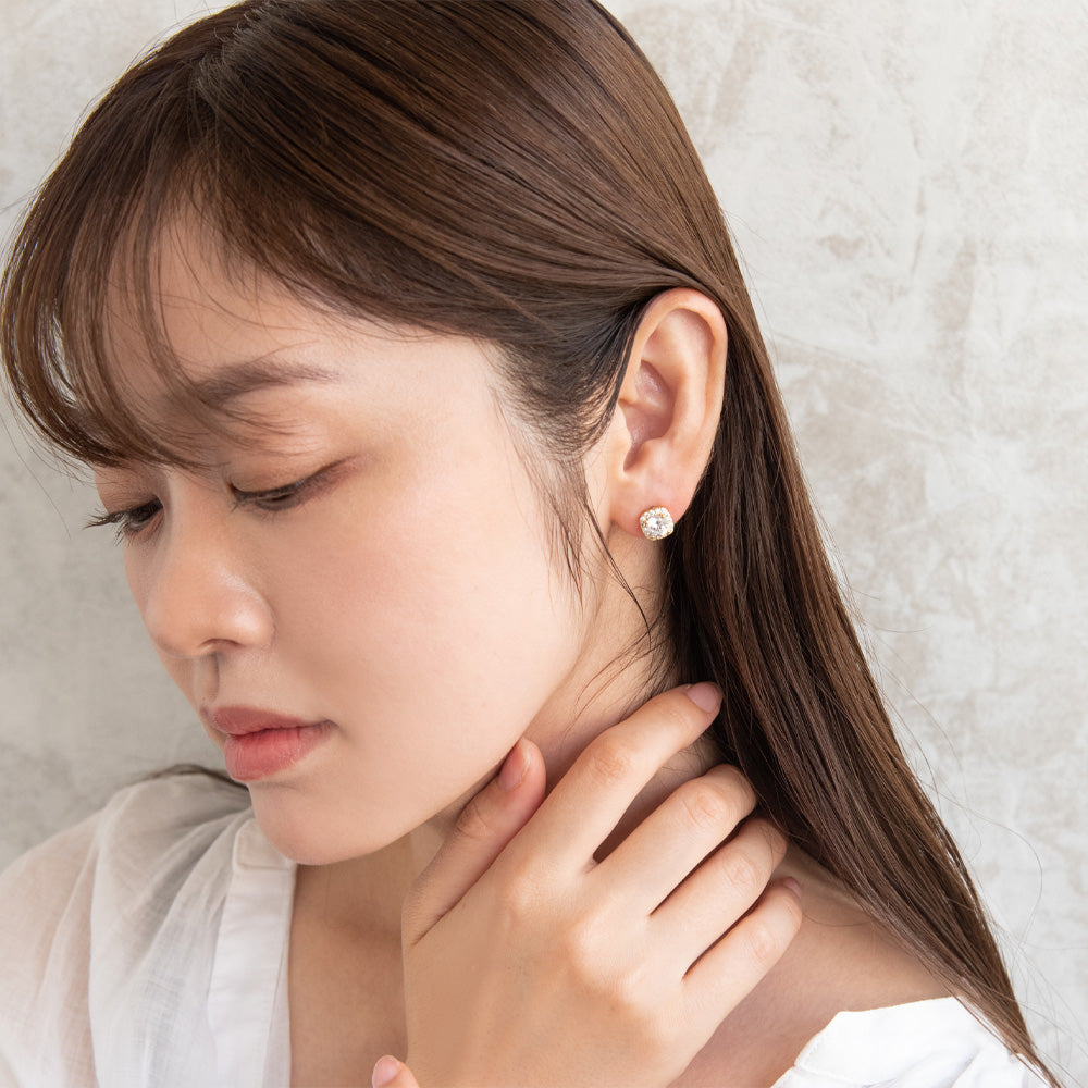 ピアス ニッケルフリー メタル キュービックジルコニア スクエア チタンポスト スタッドピアス