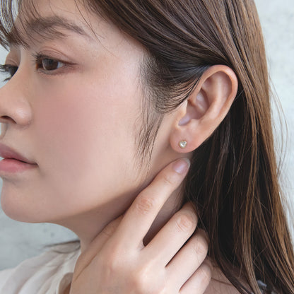 ピアス ニッケルフリー rose cut キュービックジルコニア メタル フレーム ハート チタンポスト スタッドピアス