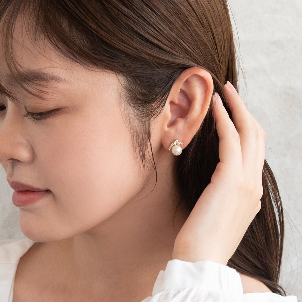 ピアス ニッケルフリー メタル ミニ キュービックジルコニア 淡水パール リボン チタンポスト スタッドピアス