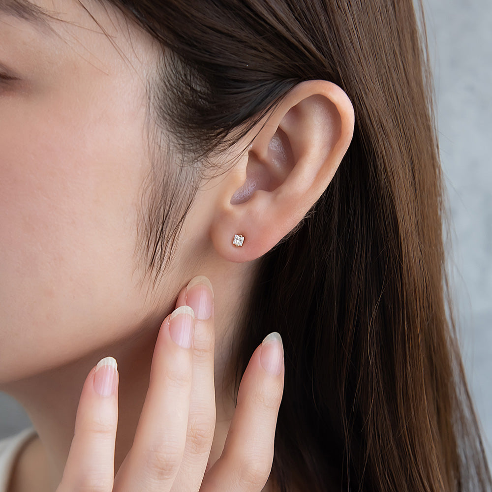 ピアス ニッケルフリー メタル キュービックジルコニア スクエア ダブルロックキャッチ ピュアチタニウムポスト スタッドピアス
