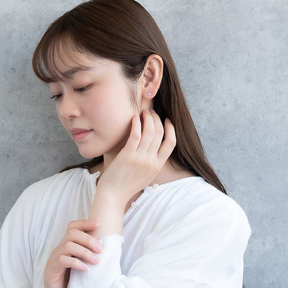 ピアス ニッケルフリー メタル キュービックジルコニア スター ダブルロックキャッチ ピュアチタニウムポスト スタッドピアス