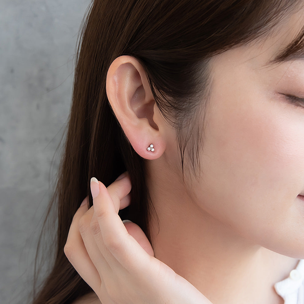 ピアス ニッケルフリー メタル キュービックジルコニア ミニ トリプル ダブルロックキャッチ ピュアチタニウムポスト スタッドピアス