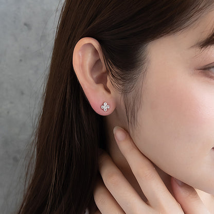 ピアス ニッケルフリー メタル キュービックジルコニア サークル フラワー ダブルロックキャッチ ピュアチタニウムポスト スタッドピアス