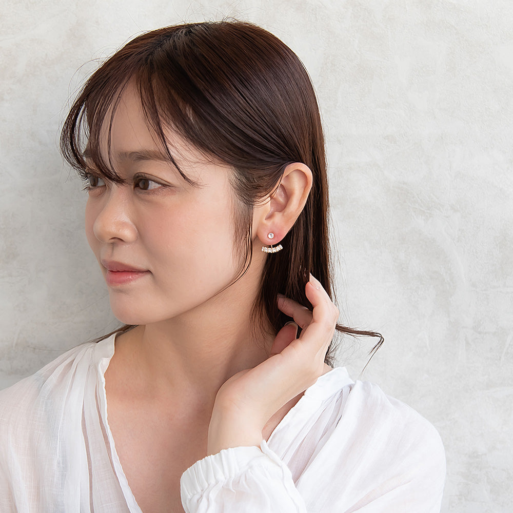 ピアス ニッケルフリー メタル キュービックジルコニア スクエアカット カーブ ライン バックキャッチ チタンポスト スタッドピアス