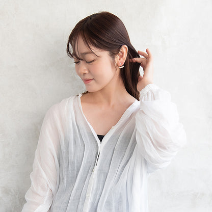 ピアス ニッケルフリー メタル キュービックジルコニア スクエアカット カーブ ライン バックキャッチ チタンポスト スタッドピアス