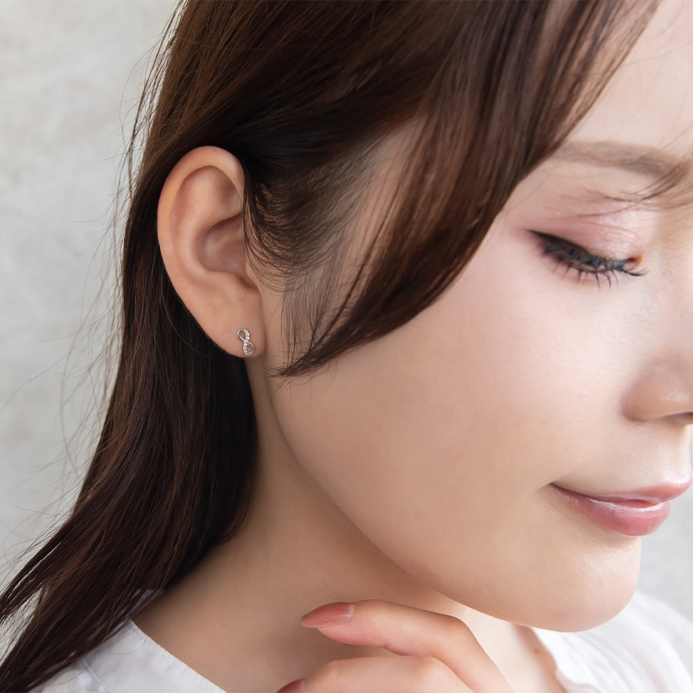 ピアス ニッケルフリー シルバー925 ミニ インフィニティ スタッドピアス