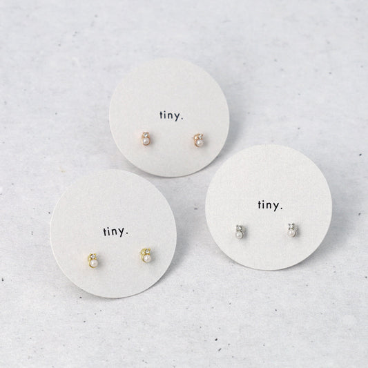 ピアス tiny. ニッケルフリー メタル ストーン パール ライン 小粒 スタッドピアス
