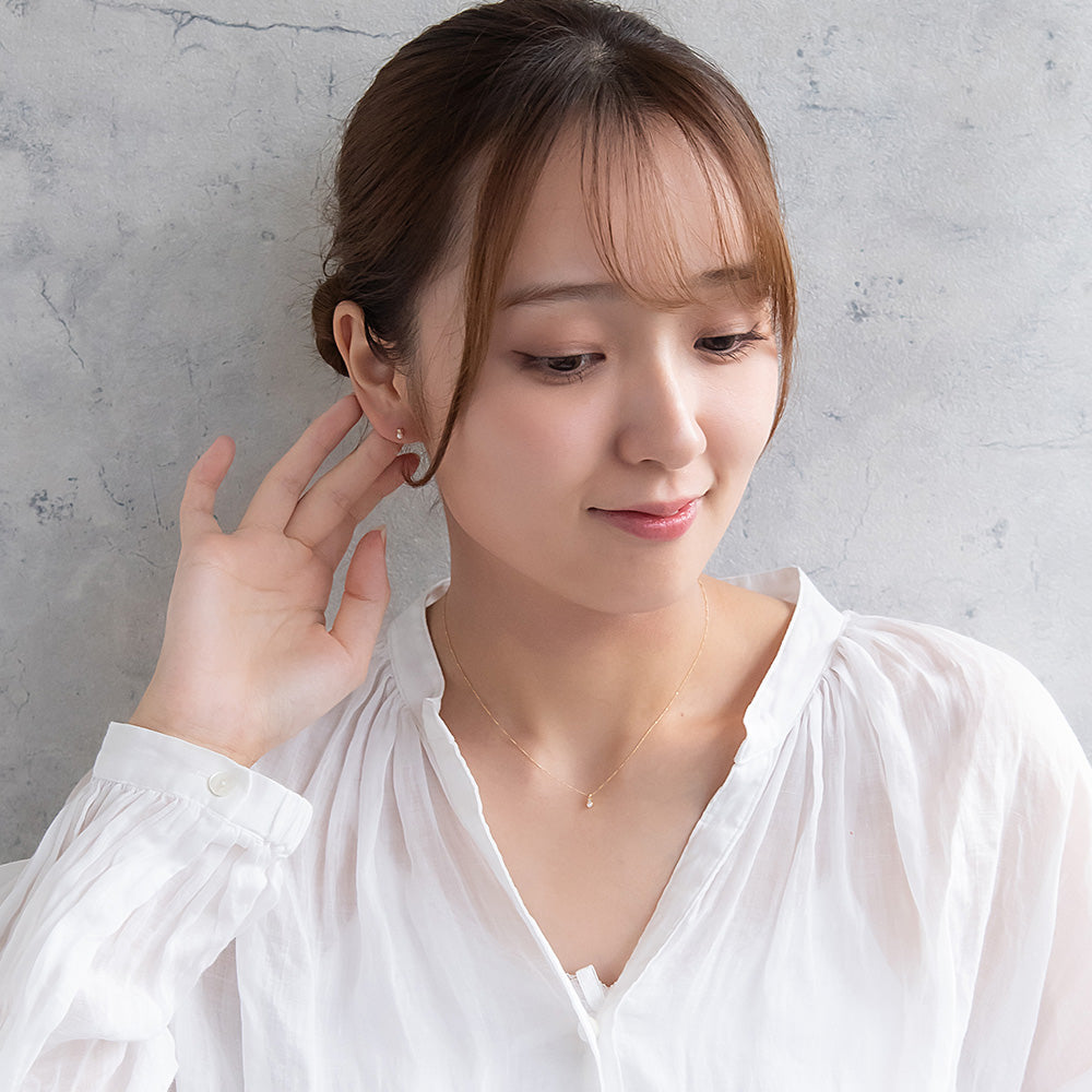 ピアス tiny. ニッケルフリー メタル ストーン パール ライン 小粒 スタッドピアス