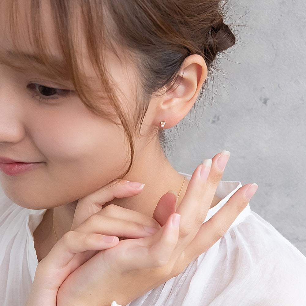 ピアス tiny. ニッケルフリー メタル ストーン ダブル パール 小粒 スタッドピアス