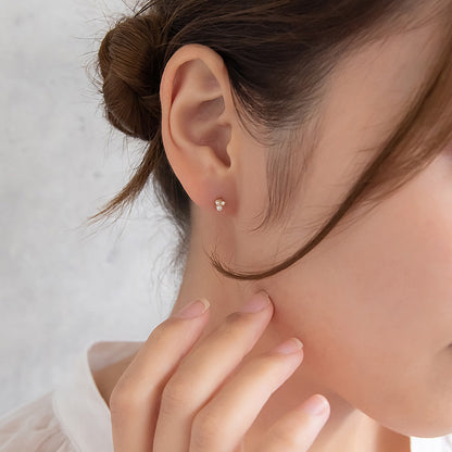 ピアス tiny. ニッケルフリー メタル ストーン ダブル パール 小粒 スタッドピアス