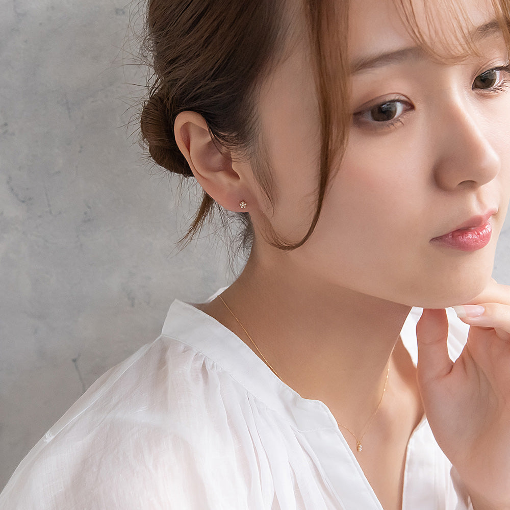 ピアス tiny. ニッケルフリー メタル ストーン パール フラワー 小粒 スタッドピアス