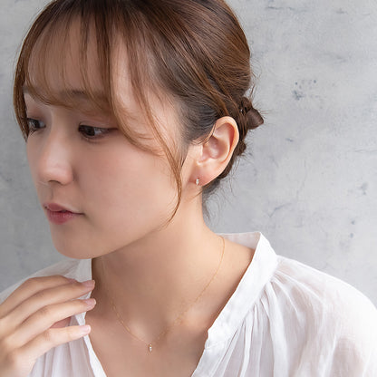 ピアス tiny. ニッケルフリー メタル ストーン トリプル パール 小粒 スタッドピアス