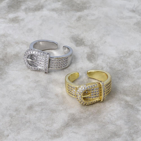 リング ステンレス キュービックジルコニア バックル ベルト フリーサイズ 指輪