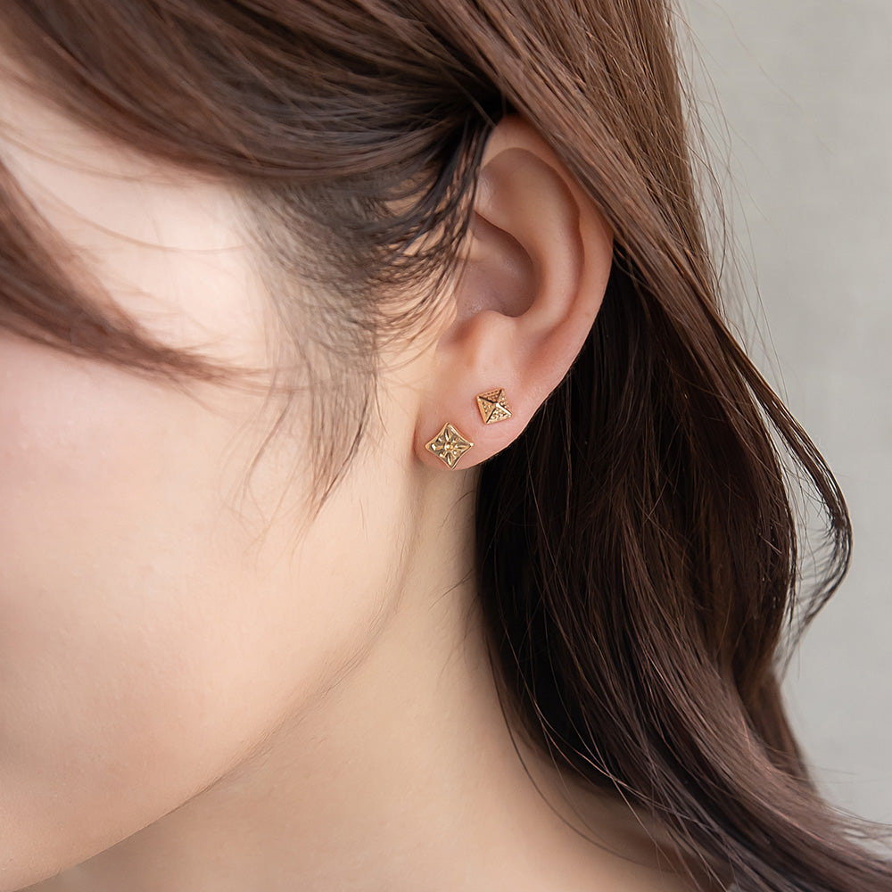 ピアス ニッケルフリー 百合の紋章 ロンバス 6個セット チタンポスト スタッドピアス