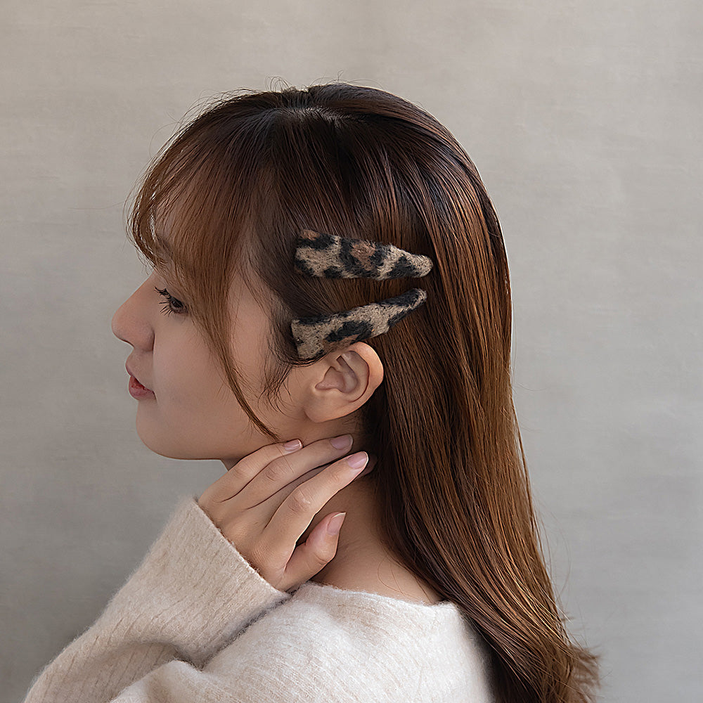 ヘアピン レオパード 柄 エコファー トライアングル 2本セット スリーピン