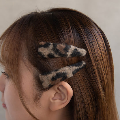 ヘアピン レオパード 柄 エコファー トライアングル 2本セット スリーピン