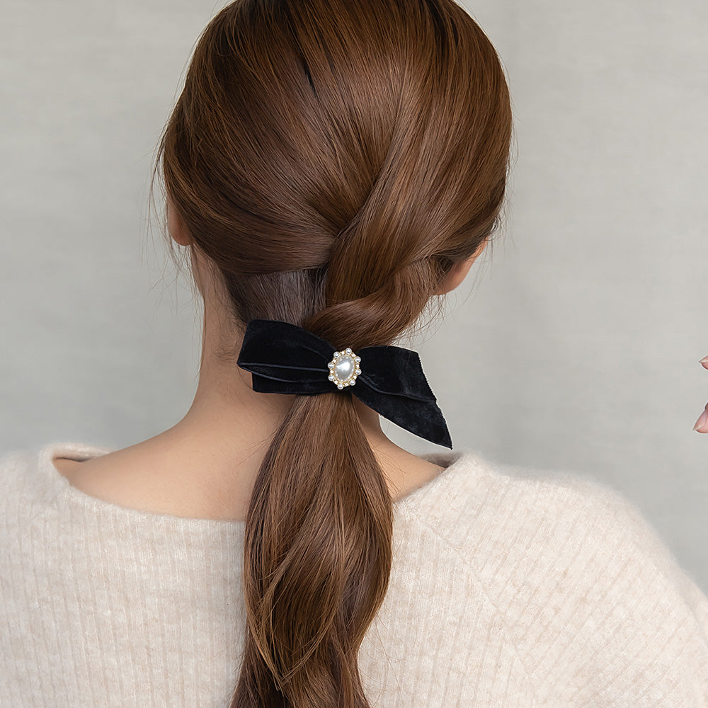 バレッタ アシンメトリー リボン ベロア パール ビジュー すべり止め付き サイズレスバレッタ