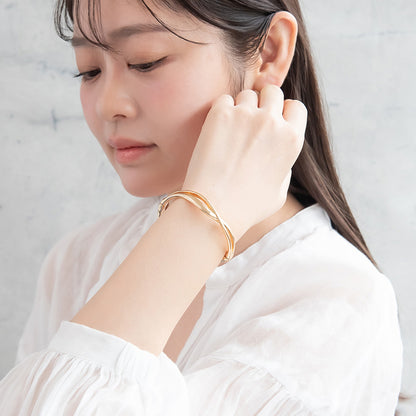 ブレスレット ニッケルフリー メタル クロス マグネットバングル