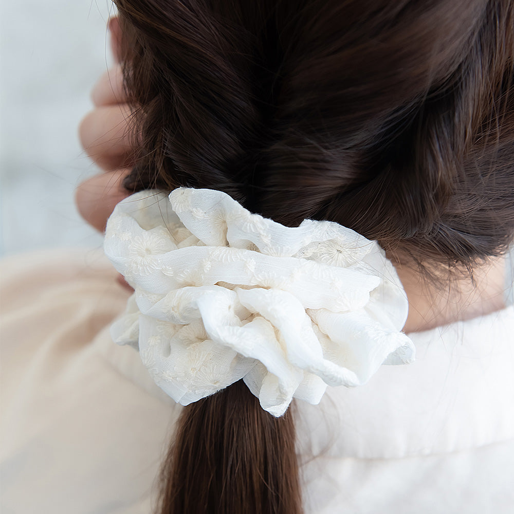 シュシュ フラワー レース カラー