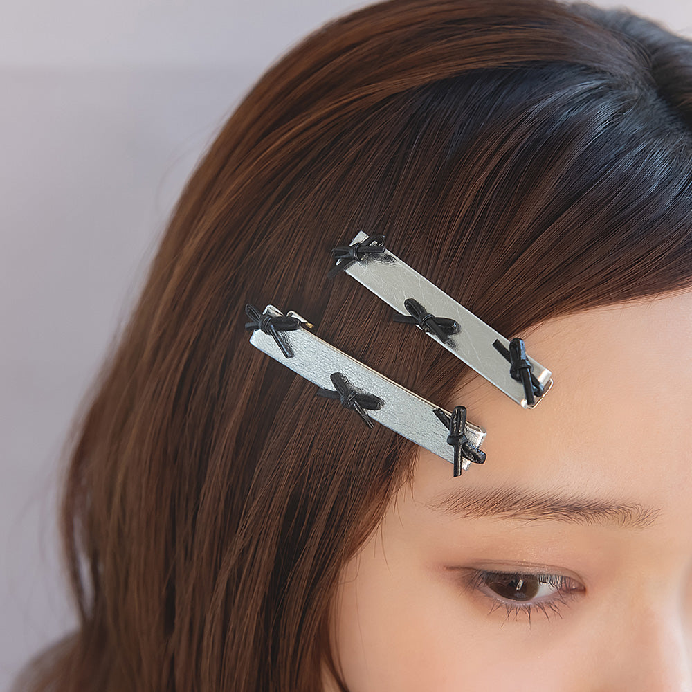 ヘアクリップ yura メタル トリプル リボン フェイクレザー 2個セット サイドクリップ