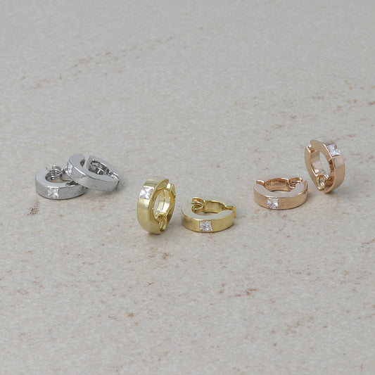 イヤリング ニッケルフリー メタル キュービックジルコニア スクエア ストーン クラッチイヤリング フープイヤリング