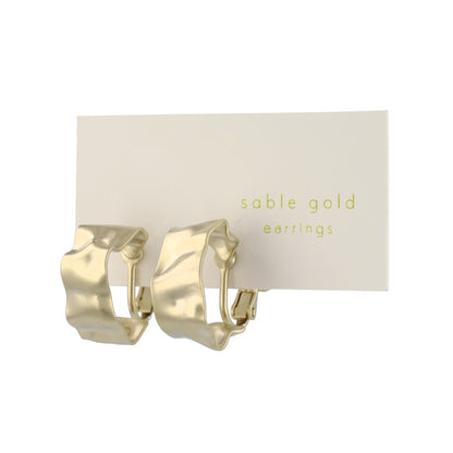 イヤリング ニッケルフリー sable gold メタル プレート ハンマーワーク C型 ネジバネ式イヤリング