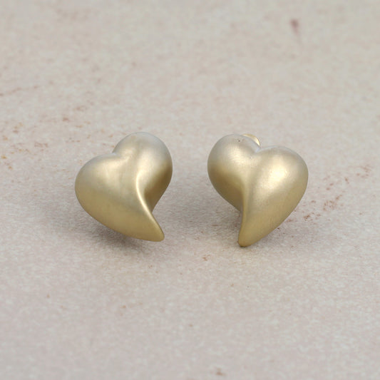 イヤリング ニッケルフリー sable gold メタル プランプ ハート ネジバネ式イヤリング