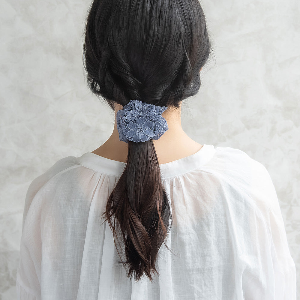 ヘアカフ フラワー レース メタル プレート チャーム シュシュ風 ワイヤーカフ