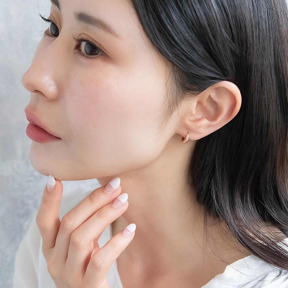 樹脂ピアス ニッケルフリー メタル ウエーブライン フープピアス
