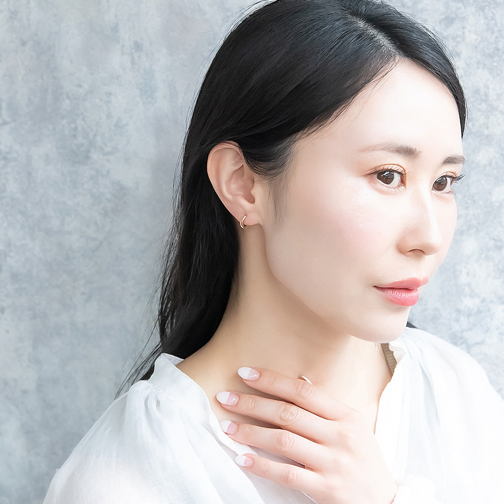 樹脂ピアス ニッケルフリー メタル ウエーブライン フープピアス