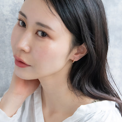 樹脂ピアス ニッケルフリー メタル ライン フープピアス