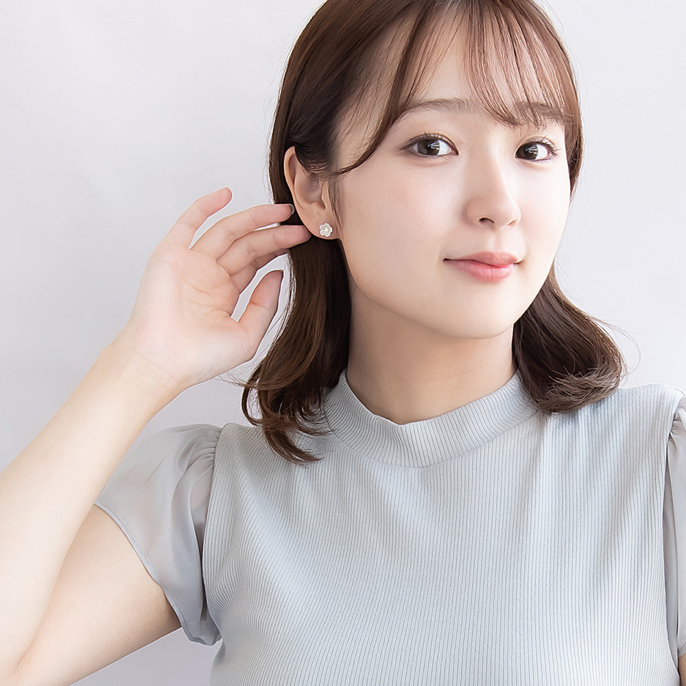 樹脂ピアス ニッケルフリー いちご フラワー メタル リボン ストーン 5個セット スタッドピアス