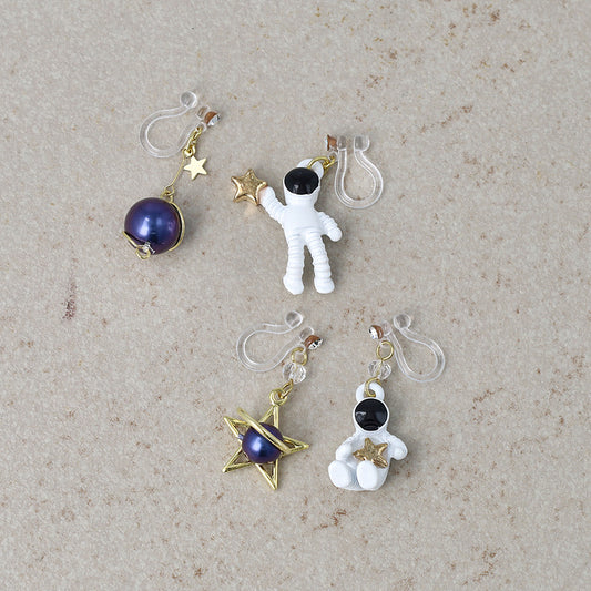 ノンホールピアス ニッケルフリー メタル 宇宙飛行士 星 惑星 宇宙 ミニ ストーン パール イヤリング 樹脂タイプ