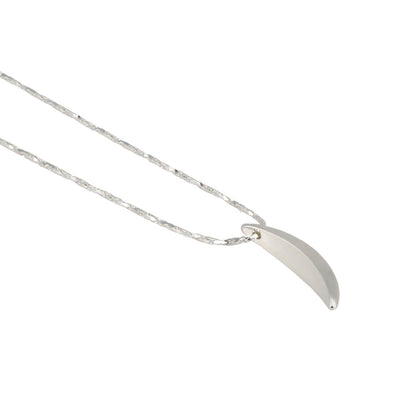 ネックレス ニッケルフリー neige. クレセントムーン ロングネックレス