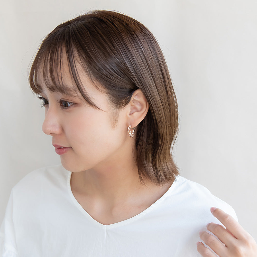 ピアス ニッケルフリー ロゼシルバー ツイスト クロス チタンポスト フープピアス