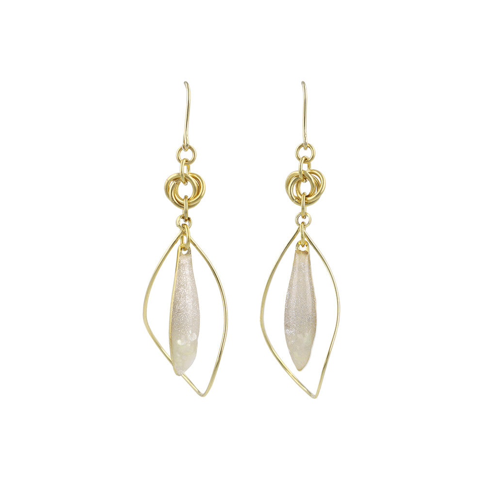 ピアス ニッケルフリー メタル 立体フレーム シェル ラメ くすみカラー ステンレスポスト スタッドピアス