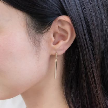 ピアス ニッケルフリー sable gold メタル シリンダー スウィング スタッドピアス