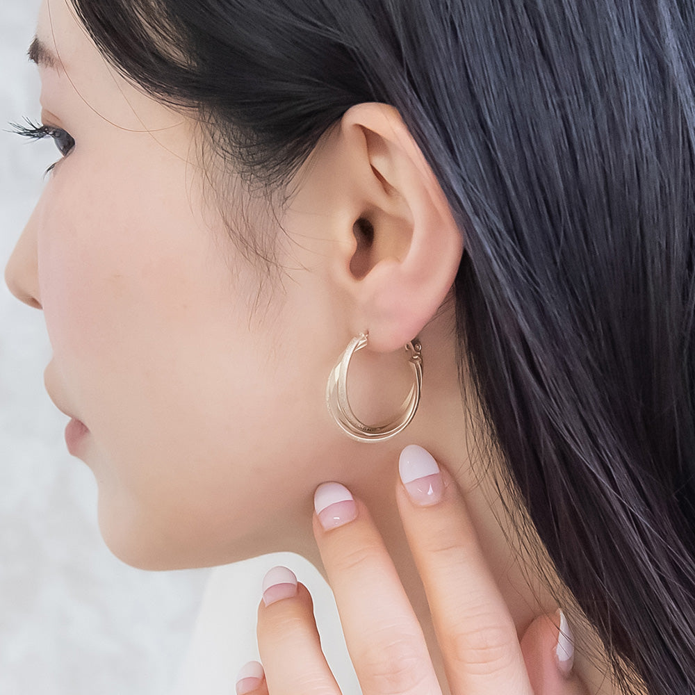 ピアス ニッケルフリー sable gold メタル ダイヤカット 梨地 クロス ライン フープピアス