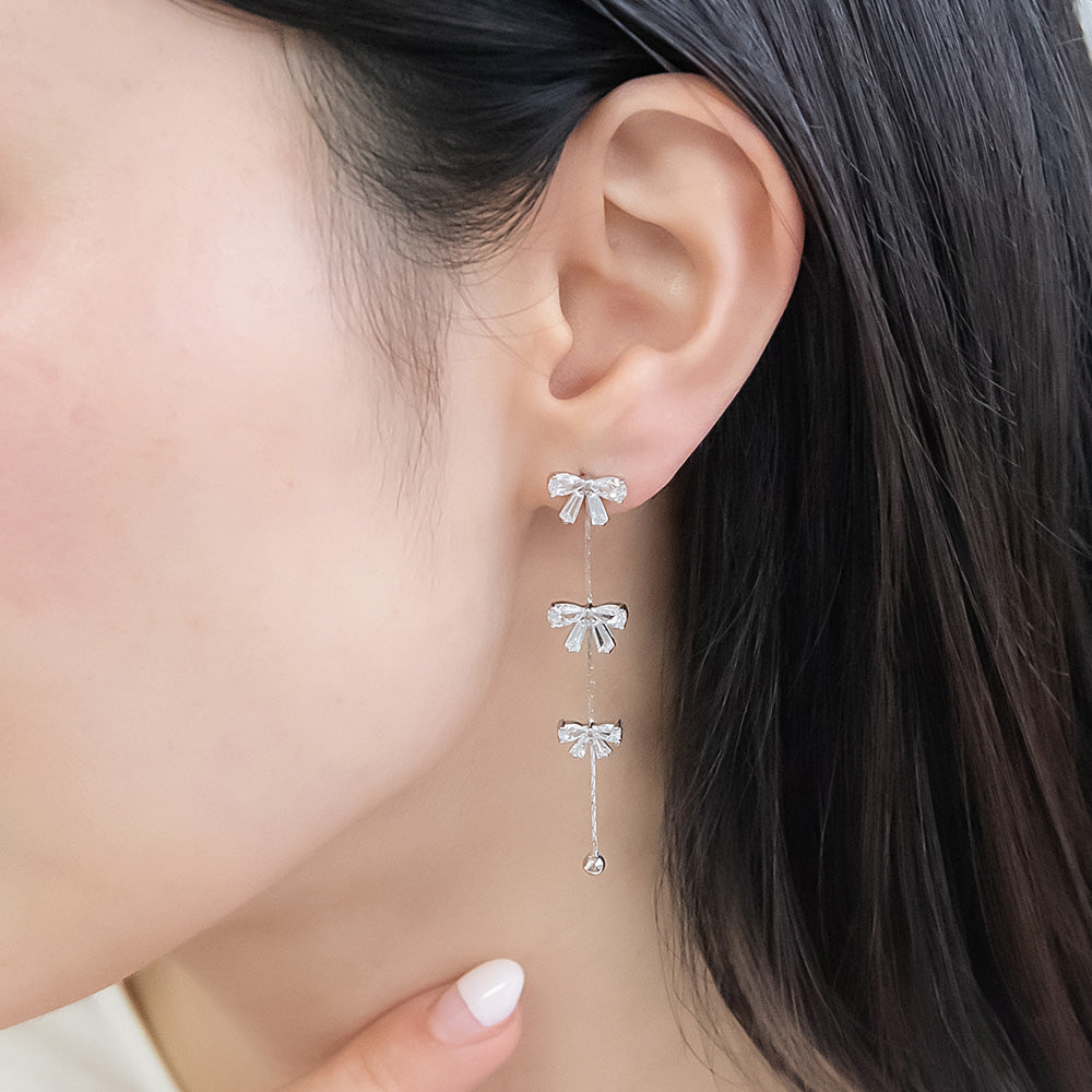 REFLET ニッケルフリー メタル キュービックジルコニア リボン 2way スタッドピアス