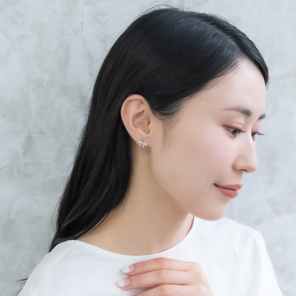 REFLET ニッケルフリー メタル キュービックジルコニア リボン 2way スタッドピアス