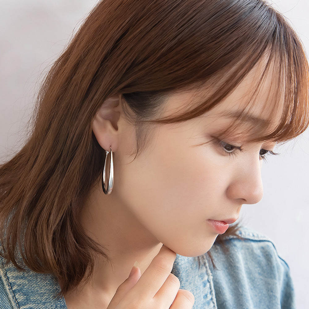 neige. メタル サイド ドロップ チタンポスト フープピアス