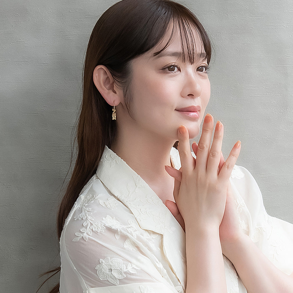 ピアス ニッケルフリー メタル プレート アニマル ネコ フープピアス