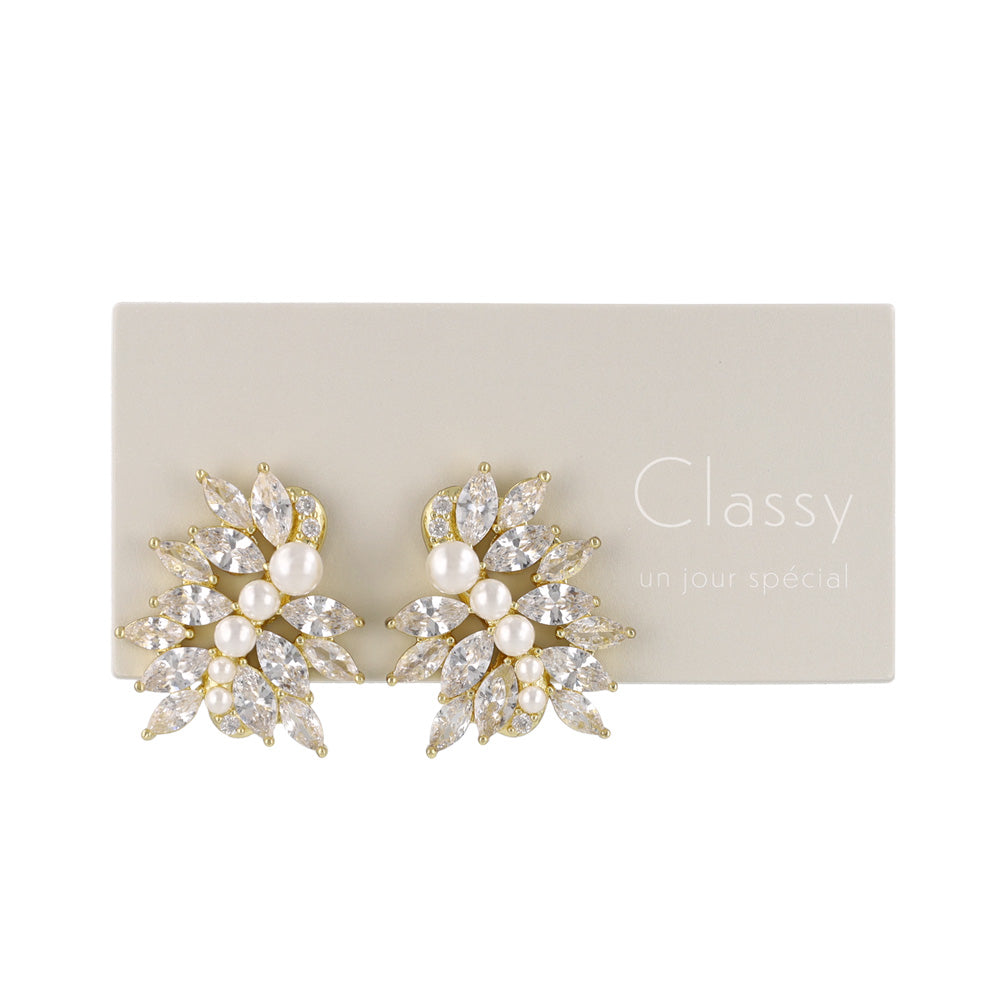 Classy ピアス ニッケルフリー メタル キュービックジルコニア リーフ パール チタンポスト スタッドピアス