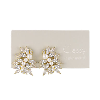 Classy ピアス ニッケルフリー メタル キュービックジルコニア リーフ パール チタンポスト スタッドピアス
