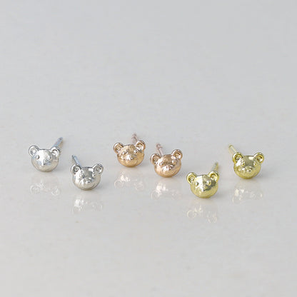 ピアス tiny. ニッケルフリー メタル クマ アニマル 極小 スタッドピアス