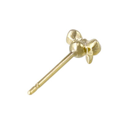 ピアス tiny. ニッケルフリー メタル リボン 極小 スタッドピアス