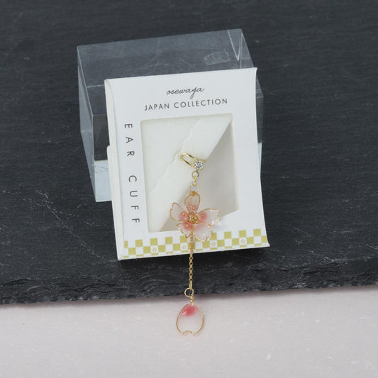 イヤーカフ 桜 花 花びら ワイヤーフラワー メタル ミニ ストーン チェーン 下がり イヤリング 【左耳用】