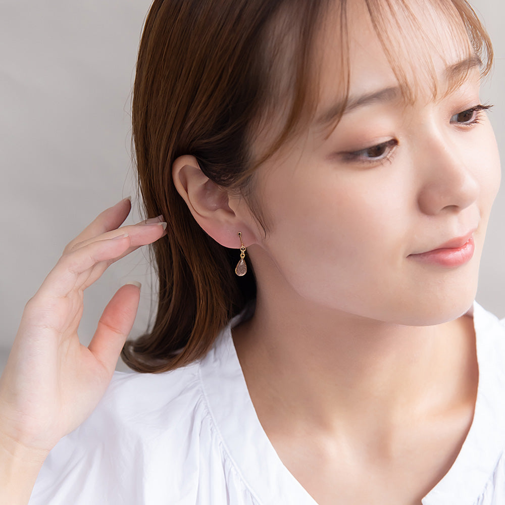 イヤリング メタル ドロップ マーブル カラー ラメ ネジバネ式イヤリング