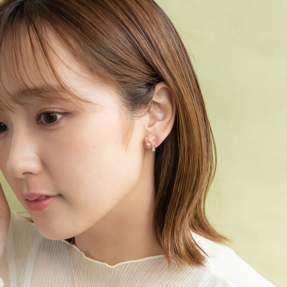 イヤリング ニッケルフリー メタル 桜 ネジバネ式イヤリング