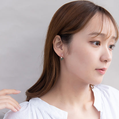 樹脂ピアス ネコ チューリップ マーガレット 3個セット スタッドピアス